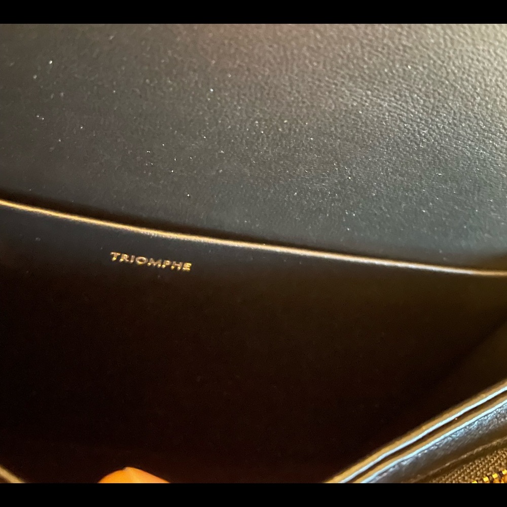 Celine Black Medium Triomphe Bag In Shiny Calfskin - Picture 3 of 9